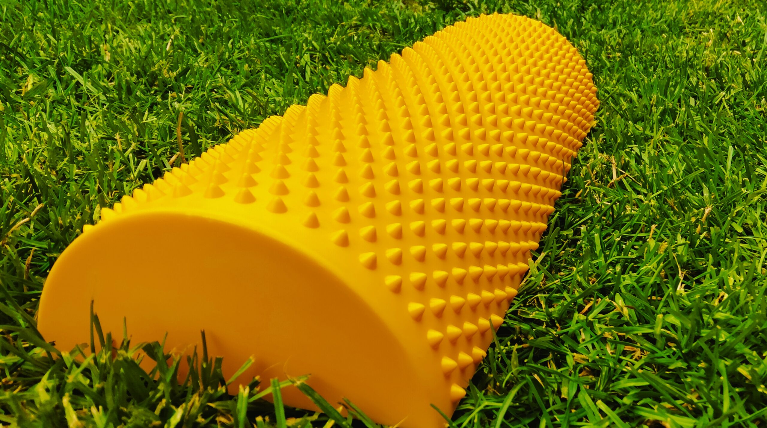 Półwałek sensoryczny 38 cm (żółty)